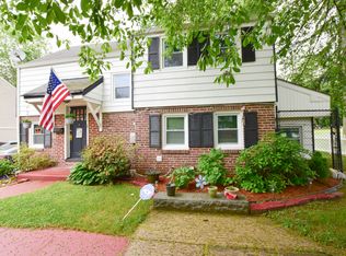 486 E Barber Ave, Woodbury, NJ 08096