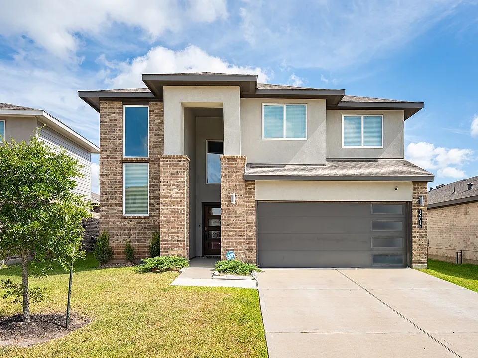 19014 Norbury Park Ln