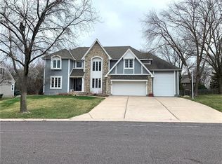 11002 W 121st Ter, Overland Park, KS 66213