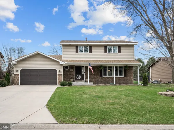 2251 Heritage Ln, New Brighton, MN 55112