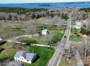 88 Snowball Hill Rd, New Harbor, ME 04554