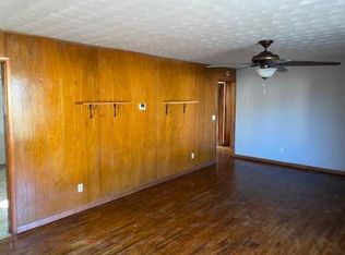 1801 Pearson St, Waynesville, MO 65583
