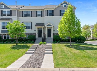 9645 Scott Ln N #32, Minneapolis, MN 55443