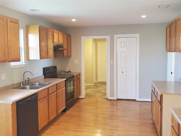 1656 County Road 697 — Photo 18