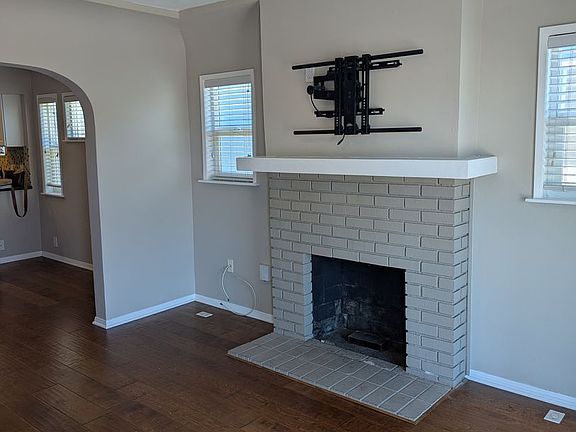 3rd image of 4421 Felton St