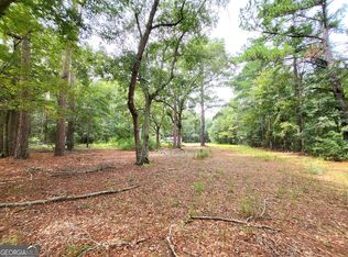 277 Horseshoe Rd, Bloomingdale, GA 31302