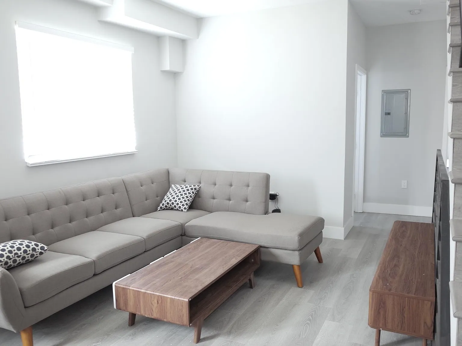 3 bed, 150 sqft, $1,449 — Photo 4