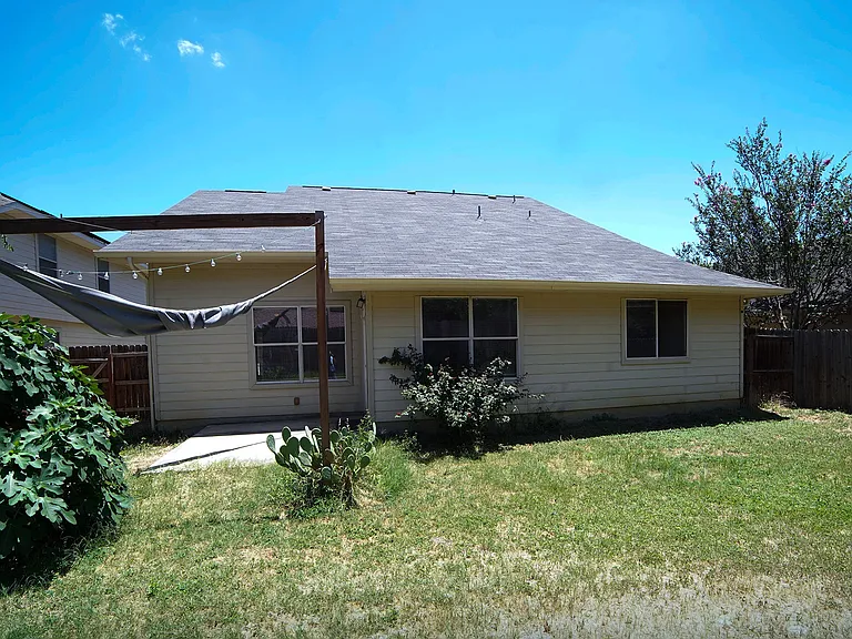 10211 Margarita Hl — Photo 34