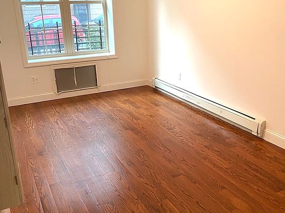 3rd image of 30-83 32nd St