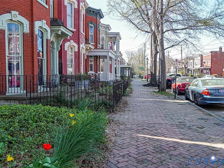 407 W Clay St #A — Photo 20