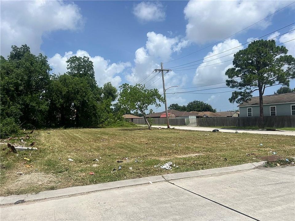 2nd image of 4638 Majestic Oaks Dr