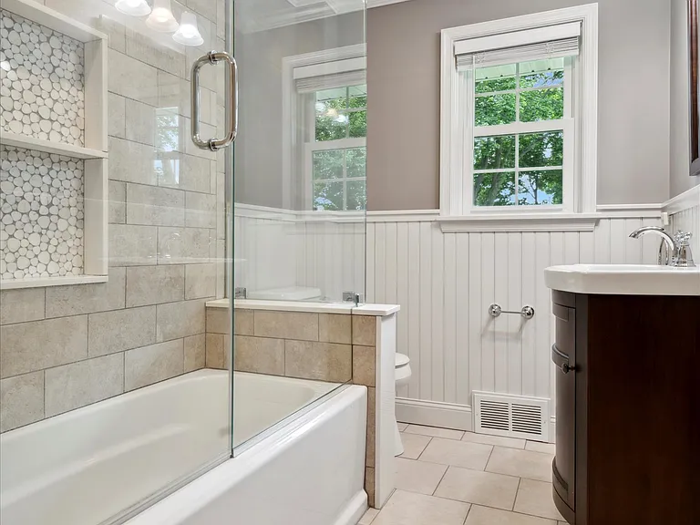 432 Webb Rd — Photo 25