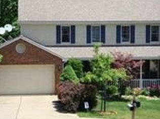 10180 Woodbury Dr, Wexford, PA 15090