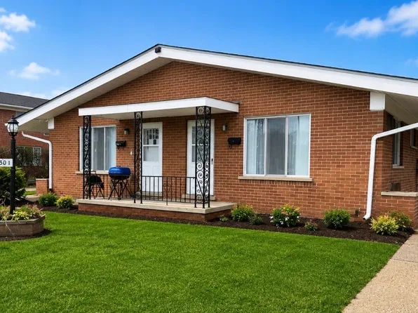23301 Kelly Rd APT 1, Eastpointe, MI 48021