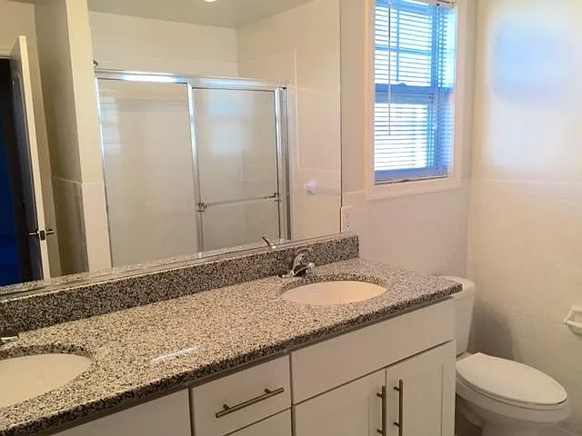 Springfield Gardens — Photo 12