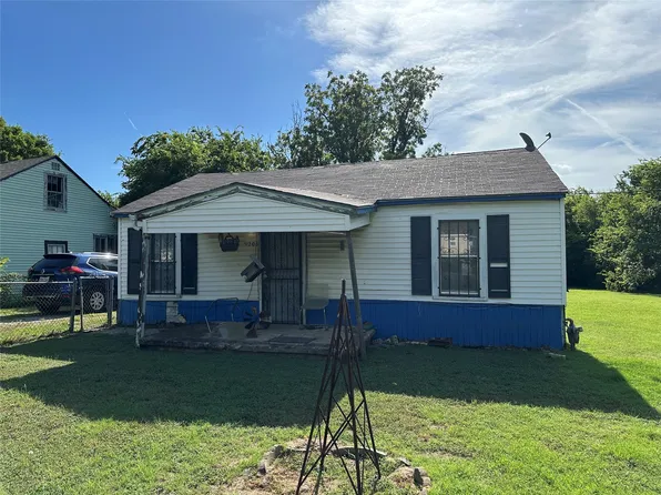 9208 Newhall St, Dallas, TX 75232