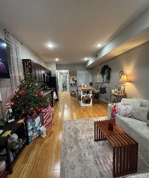 3044 Richmond St #3 — Photo 4