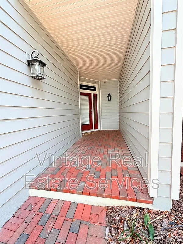Building Photo - 2856 Bayshore Trails Dr