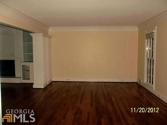 4th image of 3520 Thunderwood Ln