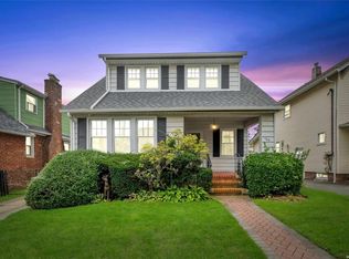 106 E Fairview Ave, Valley Stream, NY 11580