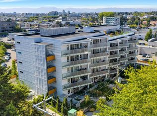 The 881, Saanich, BC V8P 2L3