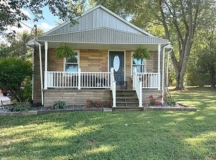 7401 Downen Rd, Wadesville, IN 47638