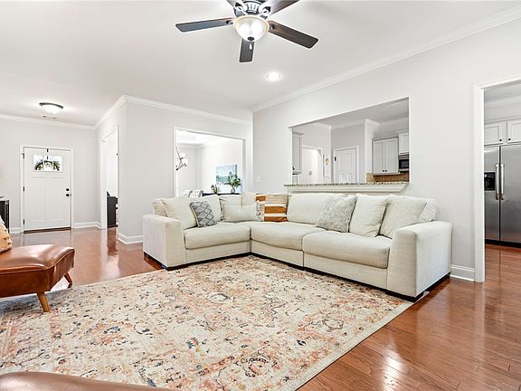 2nd image of 2164 Autumn Ridge Way