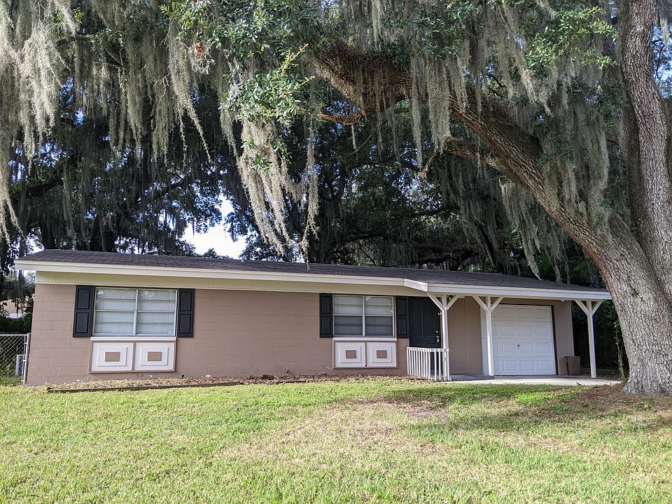1st image of 925 Pinecrest Dr