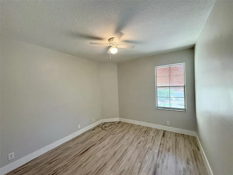 236 Belle Grove Ln — Photo 29