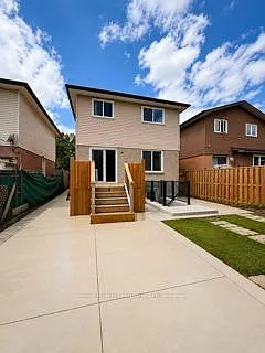 45 Vodden St W — Photo 17