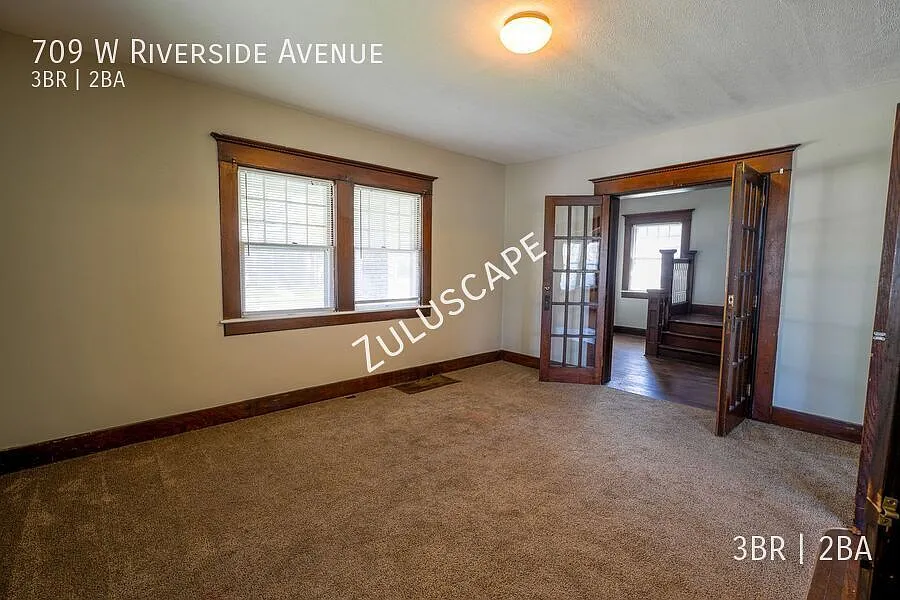 709 W. Riverside / Huge 3/2 Near Ball State University in Muncie Indiana — Photo 4