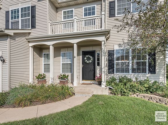2nd image of 2347 Mayfield Dr