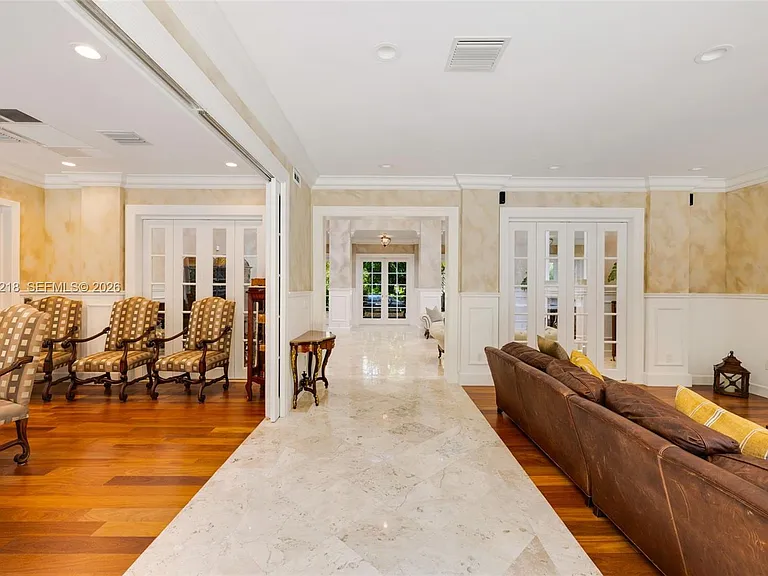 6905 SW 75th Ave — Photo 15