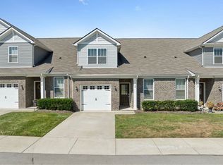 28 Torrey Pines Ln, Lebanon, TN 37087