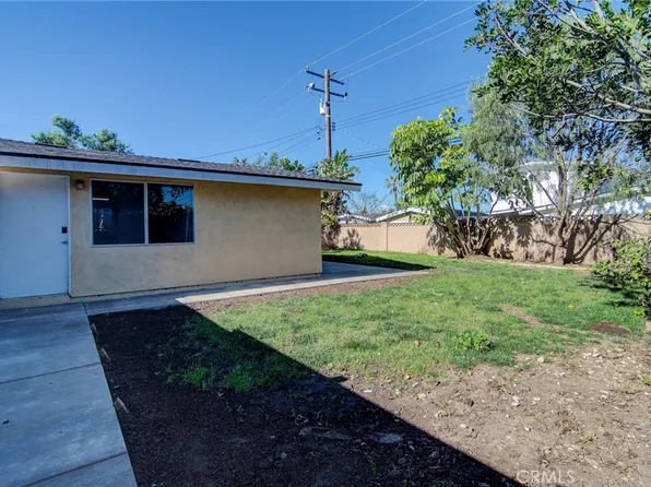 270 Joann St #B, Costa Mesa, CA 92626