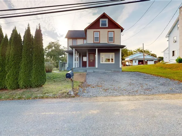 8234 Rextown Rd, Slatington, PA 18080
