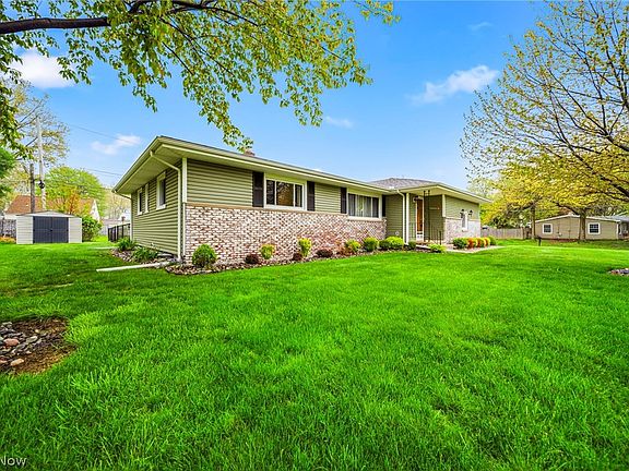 3rd image of 2531 Burlingham Dr