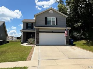 27532 Forest Ridge Dr, Warrenton, MO 63383