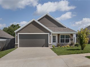 5288 Overcrest Ave, Springdale, AR 72764