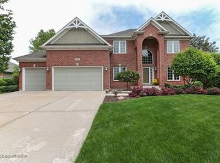 1085 Auburn Dr, Yorkville, IL 60560