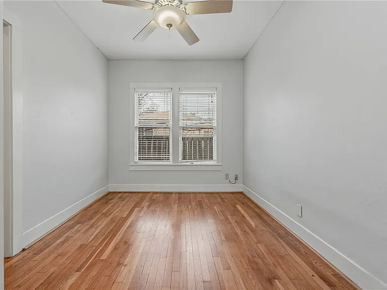 304 N Haswell Dr — Photo 12