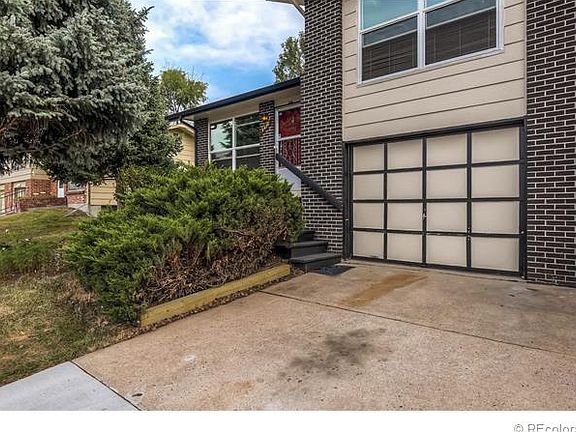 5th image of 9418 W 56th Pl