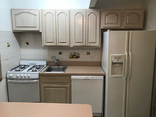 Rented by Cherny Properties, Inc. | media 18