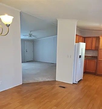 2nd image of 12744 Spurgeon Rd