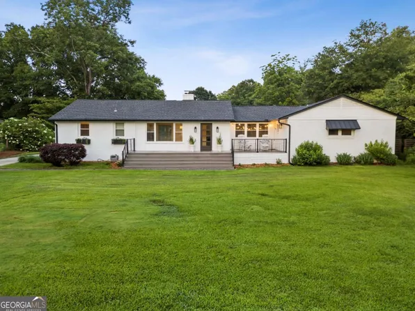 320 N Church St, Winterville, GA 30683