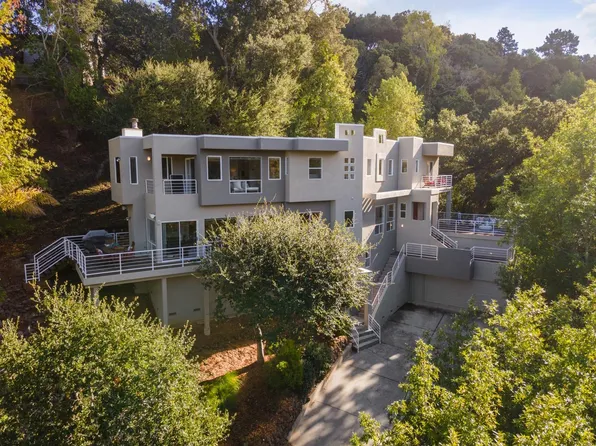 545 Live Oak Ln, Redwood City, CA 94062