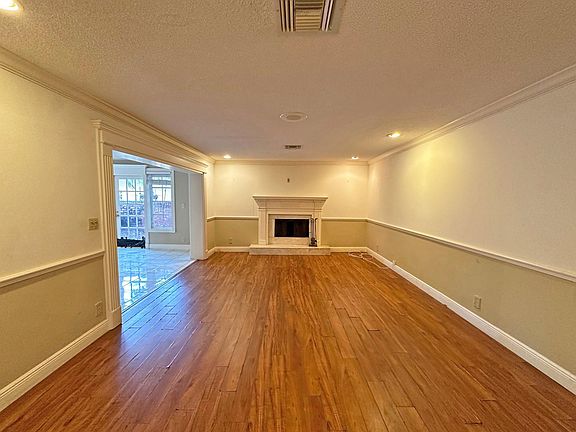4th image of 1600 SE 2nd Street