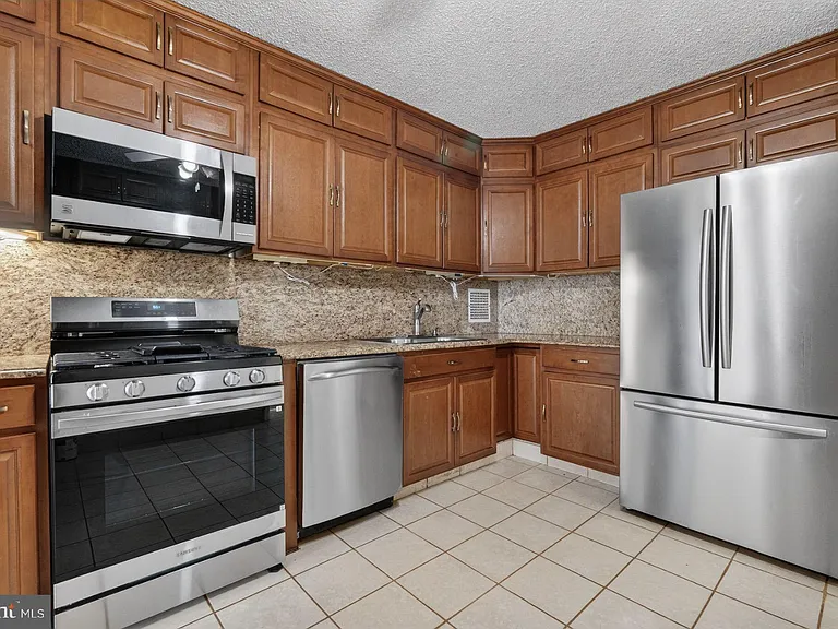 3701 S George Mason Dr #915N — Photo 14