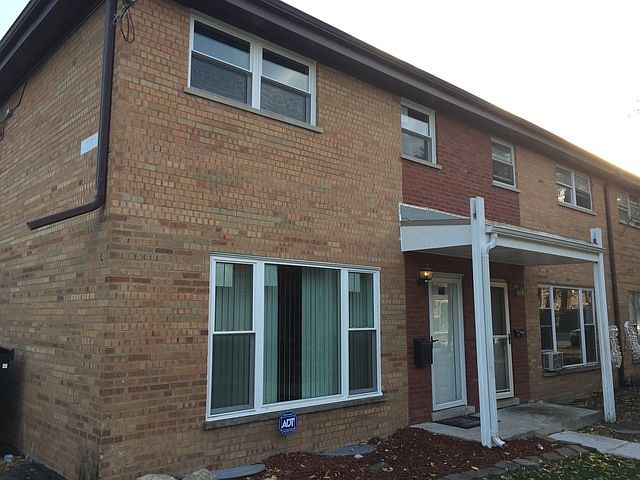 1st image of 211 Linn Ct APT D