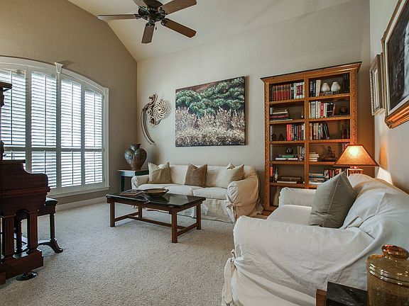 5th image of 104 Canyon Cir